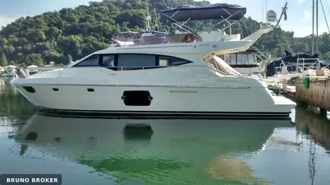 Ferretti 53