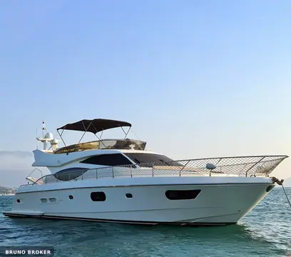 Ferretti 600