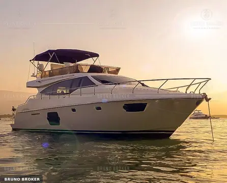 Ferretti 530