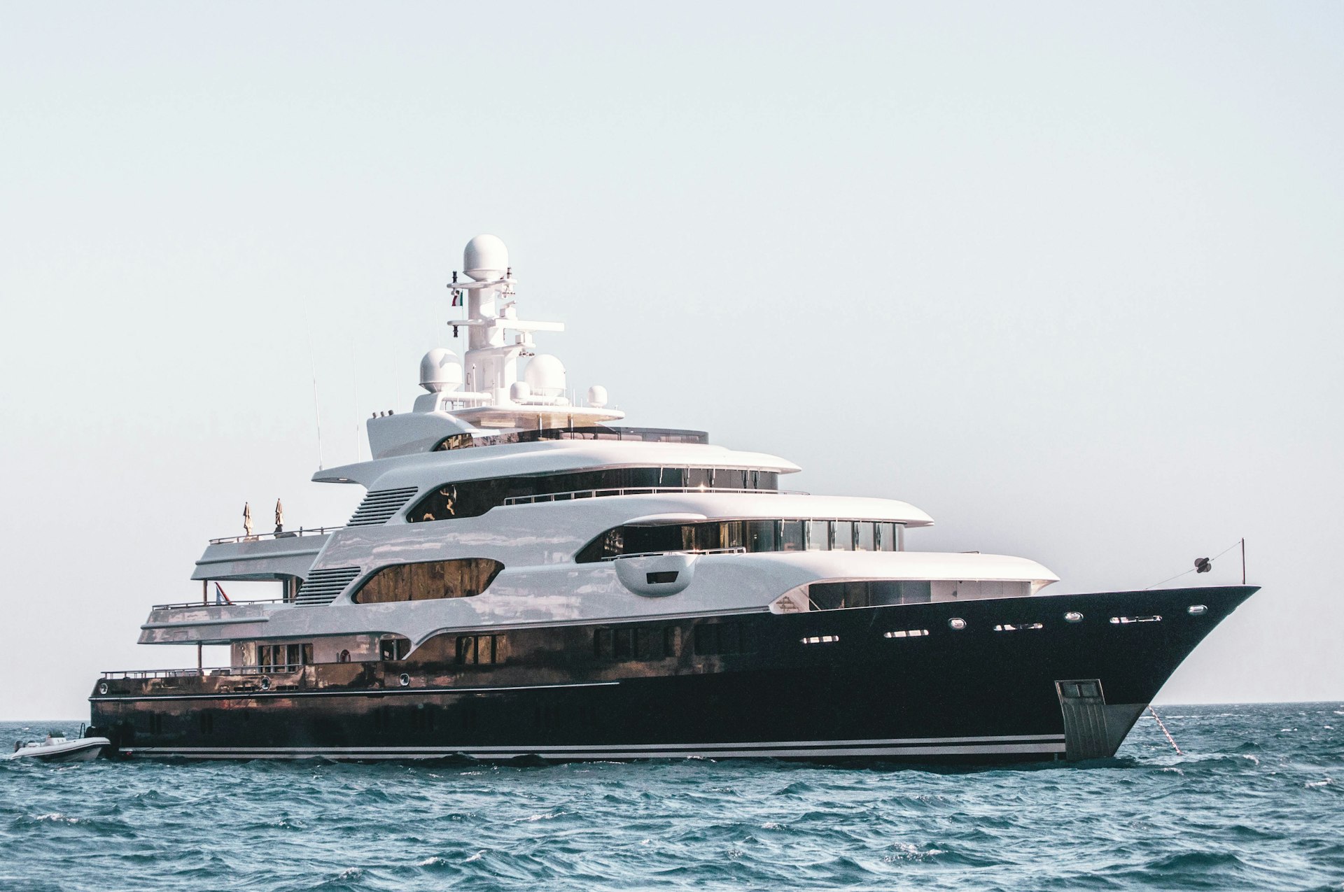 Lanchas, praias e mar - Anuncie seu barco com Bruno Broker